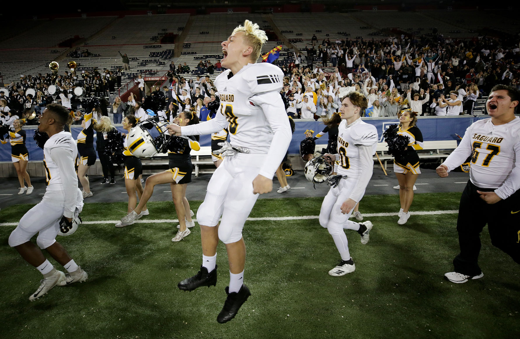 Scottsdale Saguaro 42, Salpointe Catholic 16